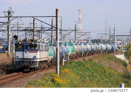 武蔵野線を走行するEF65-1090号機牽引の貨物列車_2010/11/11撮影 130671977