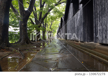 【山形県･酒田市】山居倉庫 （低温管理倉庫）雨天時 130672278