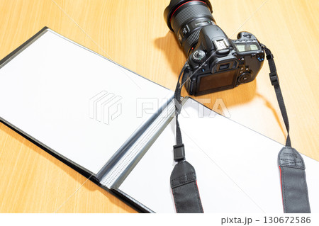 趣味の写真集(写真を撮りに行くイメージ) 趣味の写真集(写真を撮りに行くイメージ) 130672586