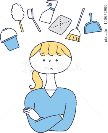 掃除に関して悩む女性 130672999