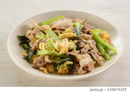 豚肉と小松菜の中華風卵炒め 130674297