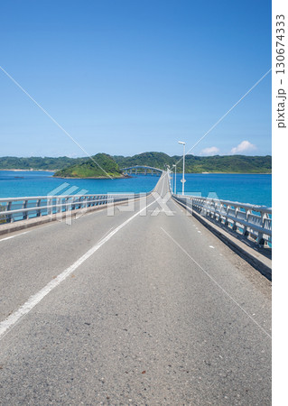 美しい角島大橋 130674333