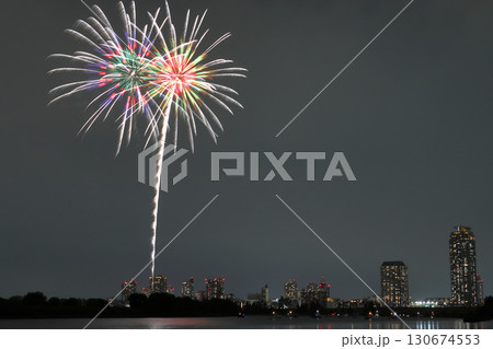 北区花火会：RED×BLUE SPARKLE GATE 2024（東京都北区） 130674553