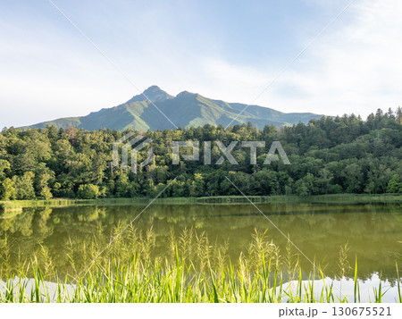 北海道利尻島の風景 姫沼 北海道利尻島の風景 姫沼 130675521