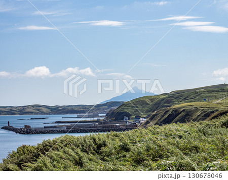 北海道礼文島の風景 スコトン岬 北海道礼文島の風景 スコトン岬 130678046
