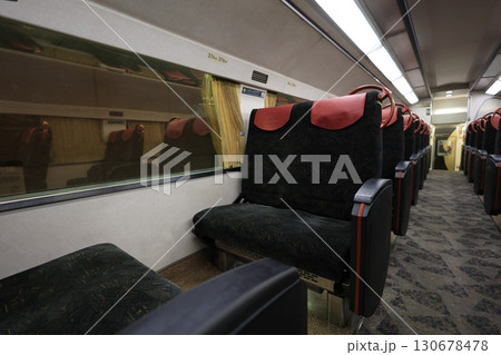 【京阪】8000系の車内〜2階席〜（中之島線） 130678478