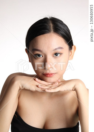 美しい女性 130680955