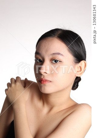 美しい女性 美しい女性 130681343