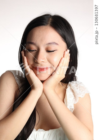 美しい女性 美しい女性 130681397