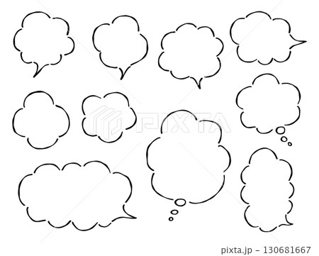 手書き風・もこもこの吹き出しセット 130681667