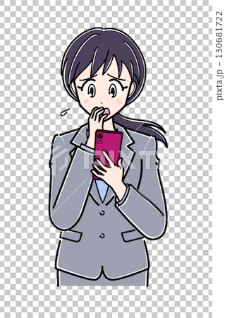 不安そうな表情でスマートフォンを見ているスーツのOLさん(上半身) 不安そうな表情でスマートフォンを見ているスーツのOLさん(上半身) 130681722