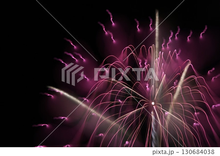 鳥取　四季の散歩　夏　花火  アート 130684038