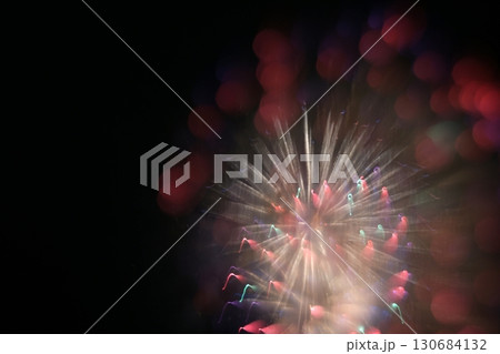 鳥取　四季の散歩　夏　花火  アート 130684132