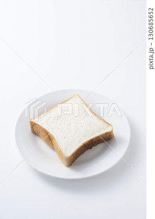 一枚の食パン 一枚の食パン 130685652