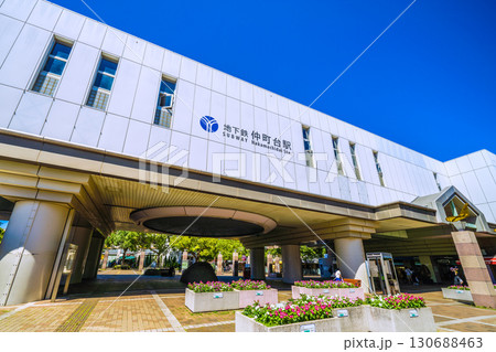 日本の横浜都市景観 横浜市営地下鉄 仲町台駅などを望む＝21日 130688463