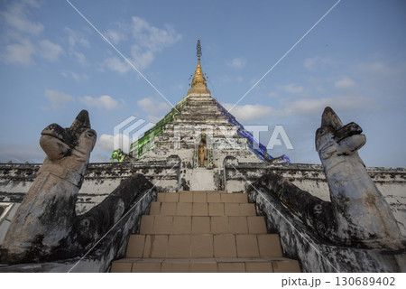 THAILAND PHRAE WAT LUANG CHEDI 130689402
