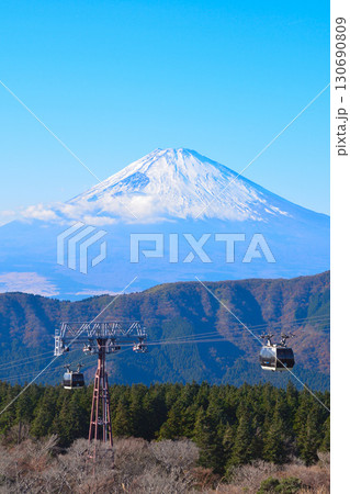 秋　箱根ロープウェイ　富士山　 130690809