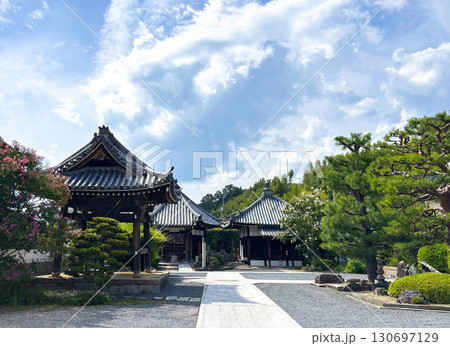 京都・六地蔵(大善寺)の境内 京都・六地蔵(大善寺)の境内 130697129