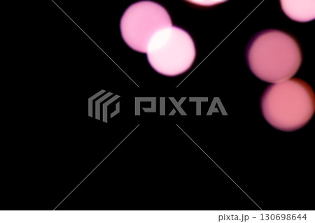 ピンクカラー系玉ボケイメージ　(写真素材) 130698644