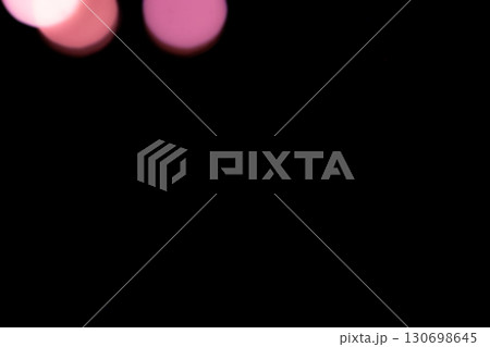 ピンクカラー系玉ボケイメージ　(写真素材) 130698645