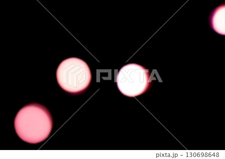 ピンクカラー系玉ボケイメージ　(写真素材) 130698648