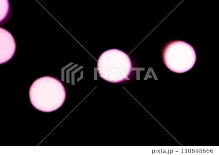 ピンクカラー系玉ボケイメージ　(写真素材) 130698666