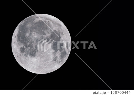 皆既月蝕前の満月　lunar eclipse　月  アルテミス計画　Artemis program 130700444