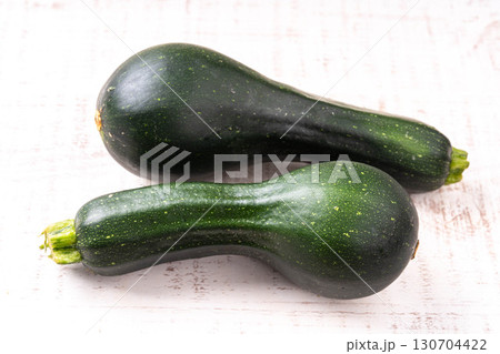 ズッキーニ 130704422