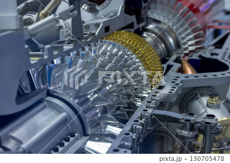 Gas turbine engine with turbine blades, Industrial gas turbine engine, Steel blades of turbine propeller industrial additive technology, 130705478