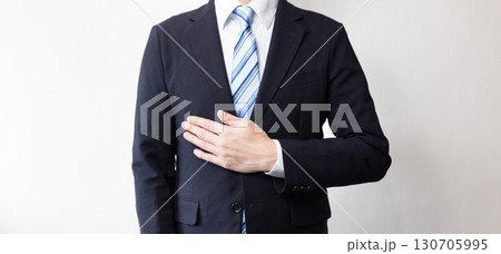 ビジネスマンのおまかせポーズイメージ　(写真素材) 130705995