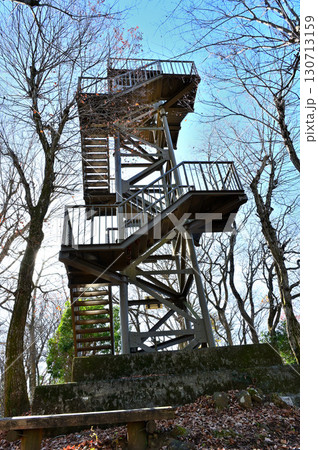 丹沢の仏果山山頂　展望台 130713159