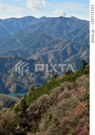 丹沢の仏果山より丹沢主脈　丹沢山と蛭ヶ岳 130713163