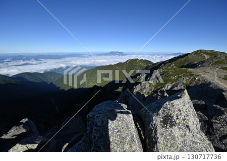 木曽駒ヶ岳登山、中央アルプス、長野県 130717736