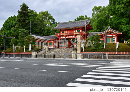 八坂神社　西楼門 130720143
