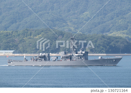 定期修理後の公試のために出港した海上自衛隊の護衛艦あぶくま 130721164