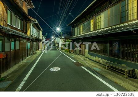 岐阜　恵那市　夜の大正村の町並み 130722539