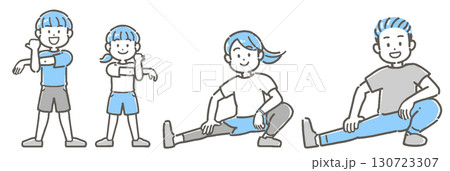 ストレッチ（柔軟）をする親子 130723307