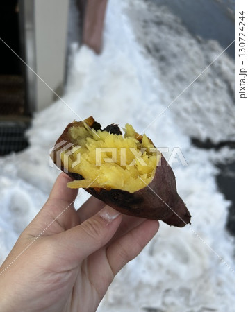 冬の焼き芋 冬の焼き芋 130724244