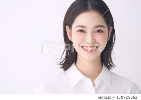 清潔感のある美しい女性・笑顔・スキンケア・エステ「AI生成画像」 130725062