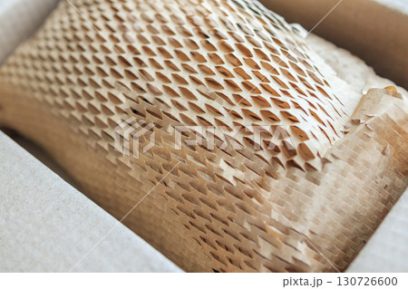 Eco friendly brown paper honeycomb wrap for product packaging parcel carton box Eco friendly brown paper honeycomb wrap for product packaging parcel carton box 130726600