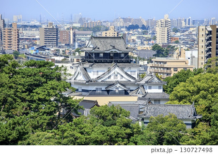 岡崎市、岡崎城と街並み 岡崎市、岡崎城と街並み 130727498