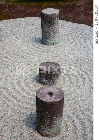 【京都風景】東福寺本坊庭園 美しい星座「北斗七星」を映し出す東庭 【京都風景】東福寺本坊庭園 美しい星座「北斗七星」を映し出す東庭 130730337