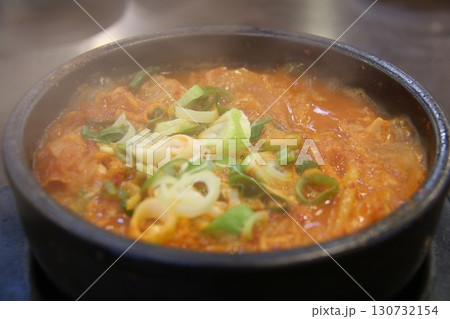 korean kimchi zzigae 130732154