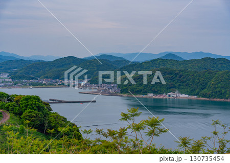 【宮崎県日南市】ジャカランダの森(有用植物園)から眺める外浦の海 【宮崎県日南市】ジャカランダの森(有用植物園)から眺める外浦の海 130735454