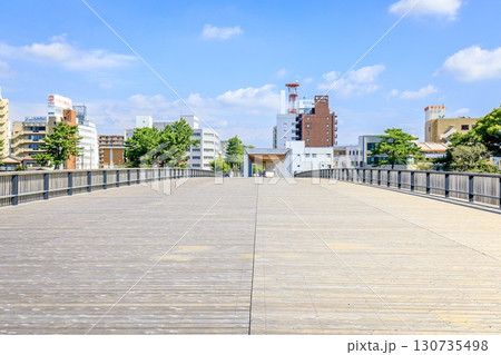岡崎市、乙川に架かる桜城橋 130735498