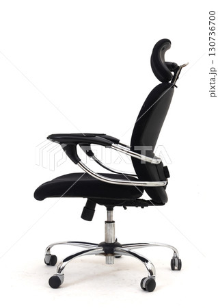 オフィスチェアー 130736700