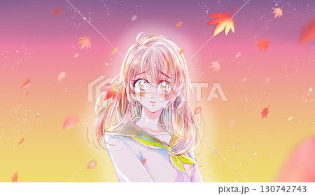 セーラー服の女子学生　涙　バストアップ　紅葉　逆光　夕暮れ 130742743