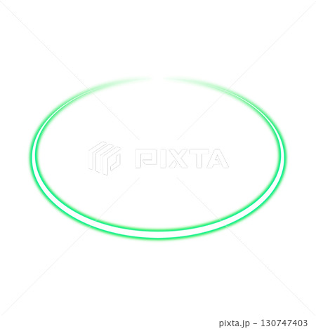透明背景の緑色の光のリング 130747403
