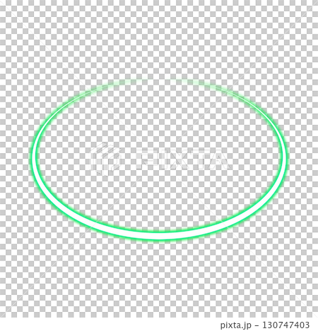 透明背景の緑色の光のリング 130747403