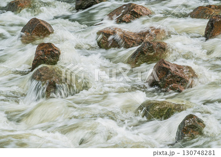 雨後の濁流と化した天野川 大阪府枚方市 雨後の濁流と化した天野川 大阪府枚方市 130748281